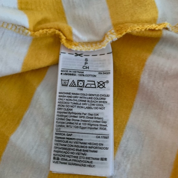 Gap Stripped Tee - Picture 3 of 3